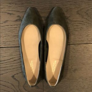 Beauty and youth - Japanese brand pointed toe